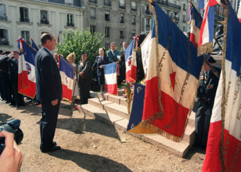 Le Président de la République Jacques Chirac lors des cérémonies commémoratives de la rafle du Vel d'Hiv le 16 juillet 1942 (©Jack Guez / AFP)