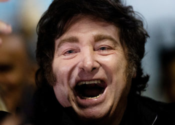 Le président Javier Milei, le 30 avril 2025 à Buenos Aires (Photo de Tomas Cuesta/Getty Images)