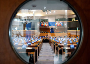 Hémicycle lors d'une conférence du groupe Patriotes pour l’Europe sur le thème de l'Iran, le 1er juillet 2025 (Martin Bertrand / Hans Lucas via AFP)