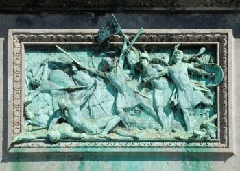 Bas-relief représentant l'assaut de Jérusalem sur le socle de la statue de Godefroid de Bouillon à Bruxelles (Wikipedia)