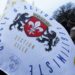 Drapeau monarchiste du cercle d’action légitimiste de Lille à Paris le 19 janvier 2025, lors d’une manifestation du collectif Marche pour la vie, contre l’interruption volontaire de grossesse, à l’occasion du cinquantième anniversaire de la loi Veil sur l’IVG (Daniel Perron / Hans Lucas / Hans Lucas via AFP)