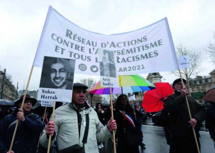 Le Réseau d'action contre l’antisémitisme et tous les racismes (Raar) dénonce toute complaisance avec l’antisémitisme au prétexte de l’antisionisme ou de la lutte contre la finance. Ici, le 30 mars 2022, pour la commémoration des dix ans de l’attentat de Toulouse. (DR)