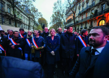 Marine Le Pen, Jordan Bardella et des élus RN lors de la marche contre l'antisémitisme du 12 novembre 2023 (IP3 PRESS / MAXPPP)
